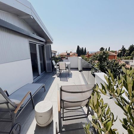 Sunny House Apartment Замбратия Екстериор снимка
