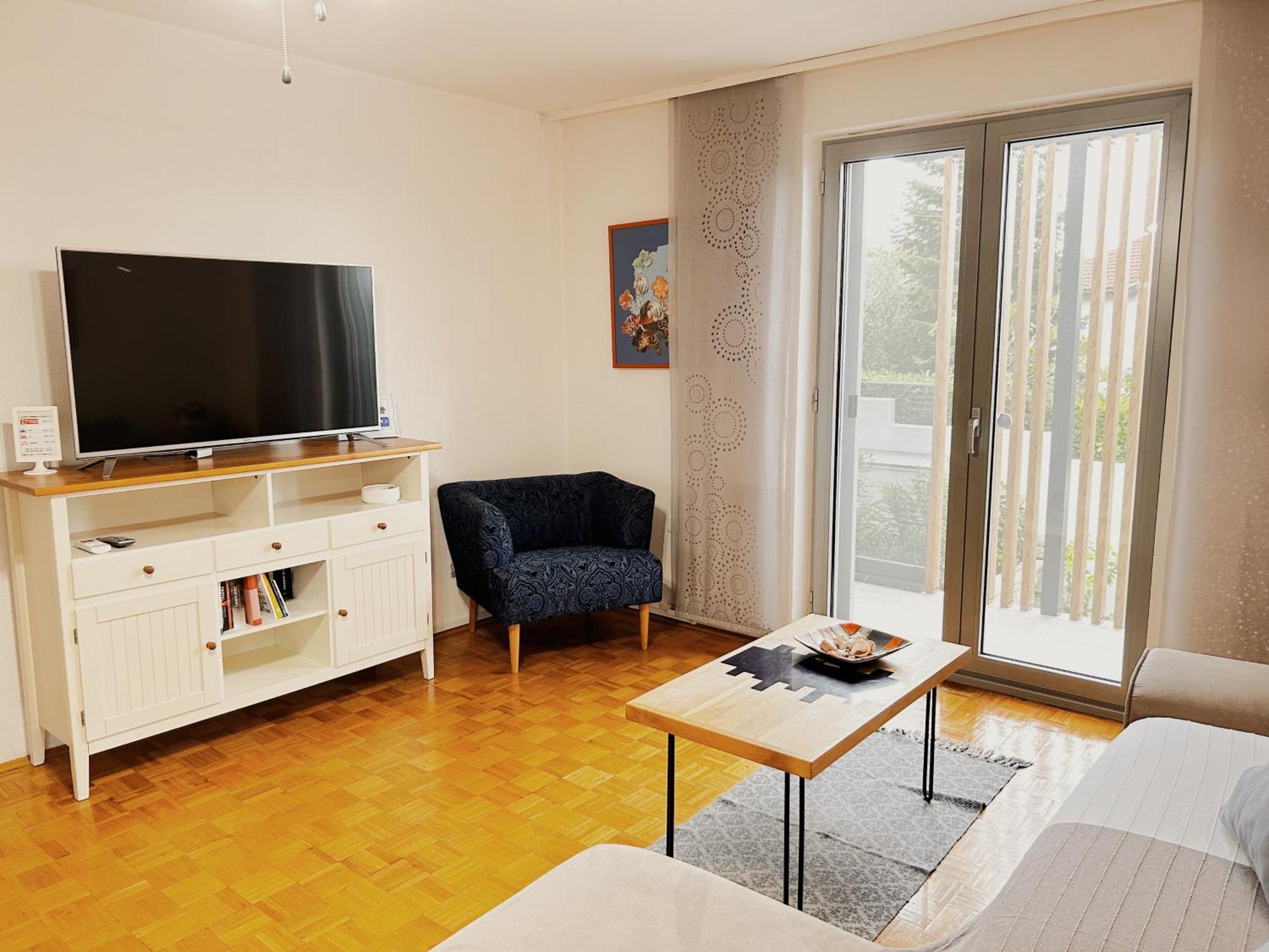 Sunny House Apartment Замбратия Екстериор снимка