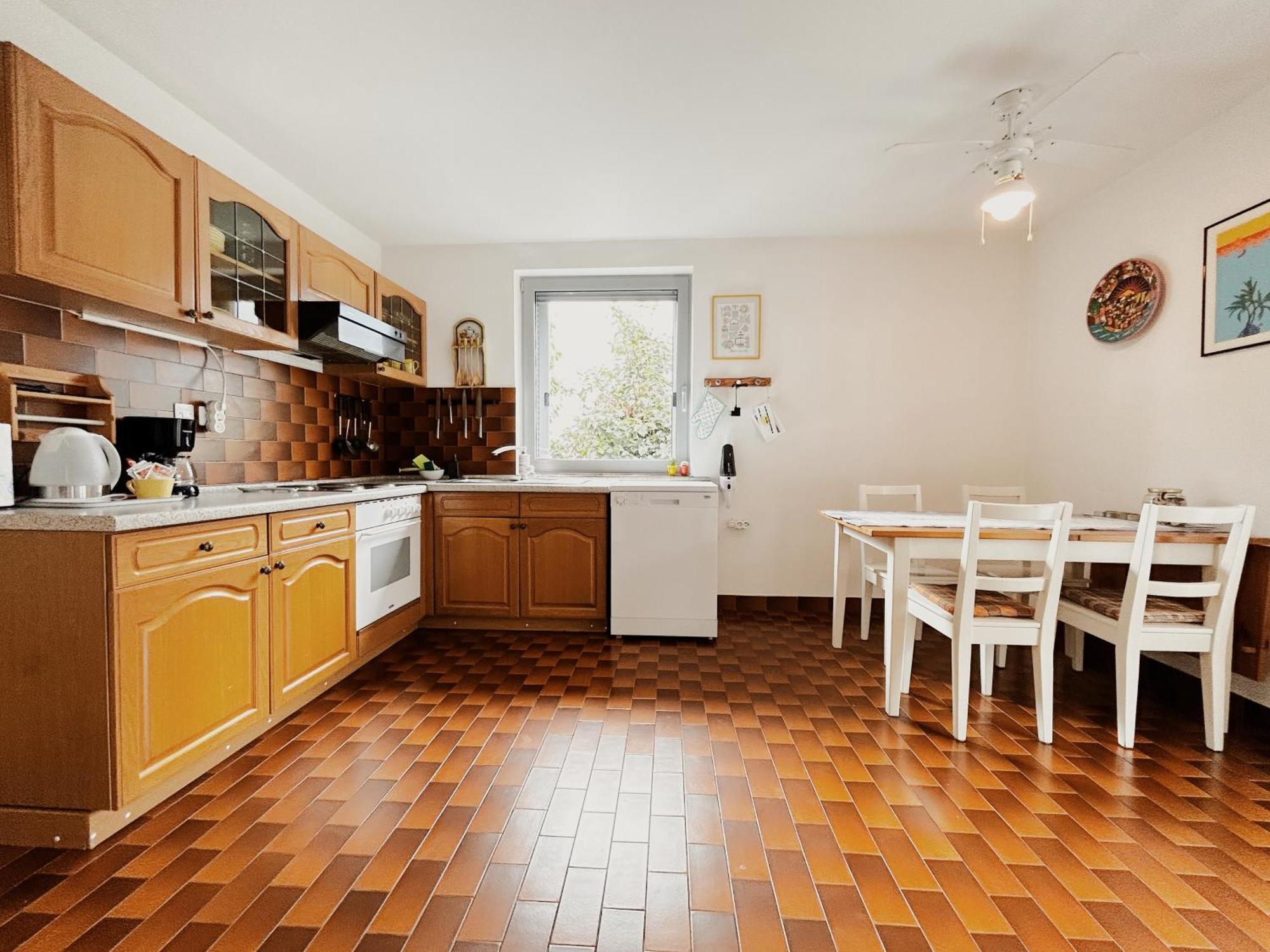 Sunny House Apartment Замбратия Екстериор снимка