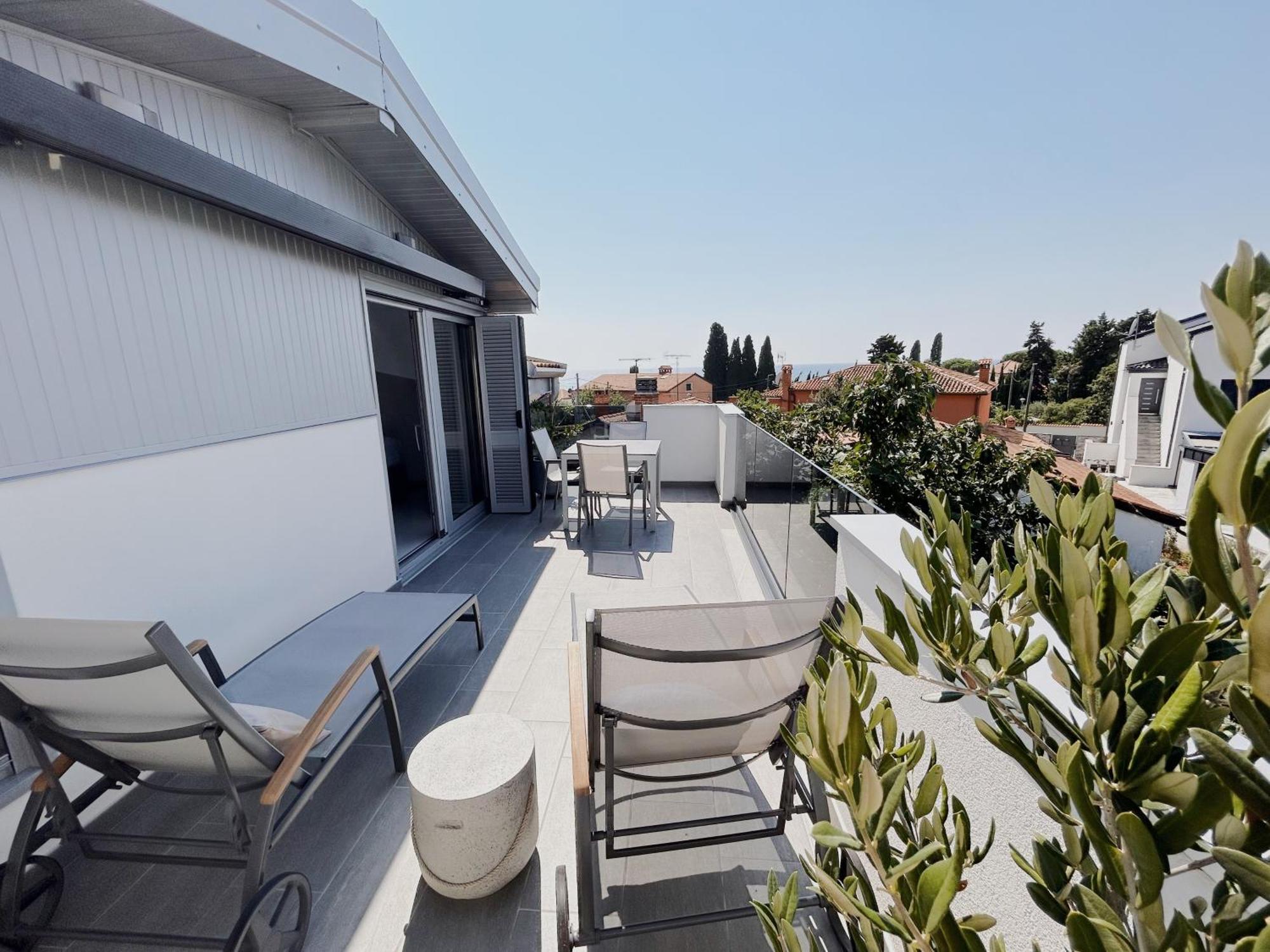 Sunny House Apartment Замбратия Екстериор снимка